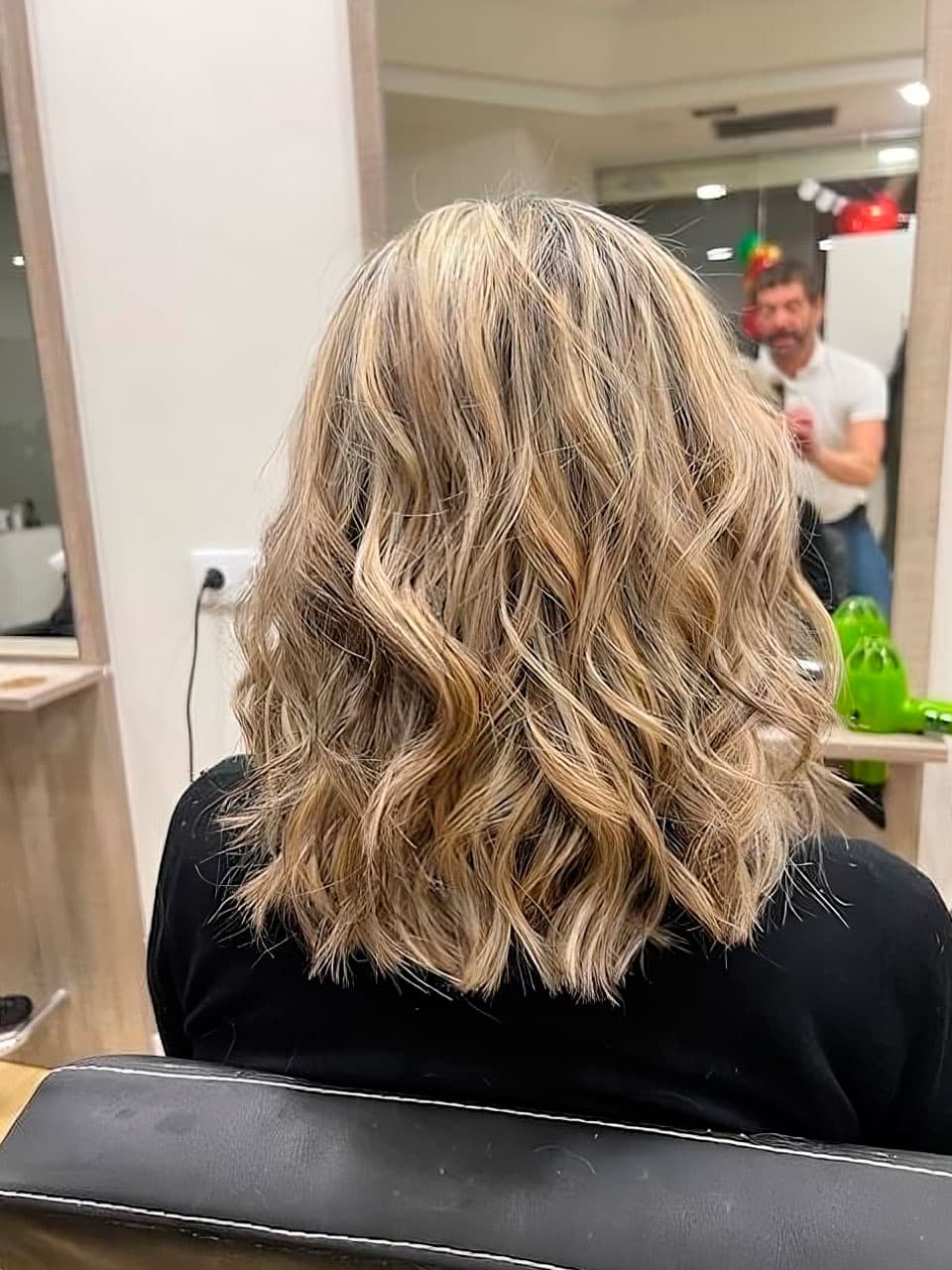 Mechas con resultados profesionales en Simão Soares Vigo 4